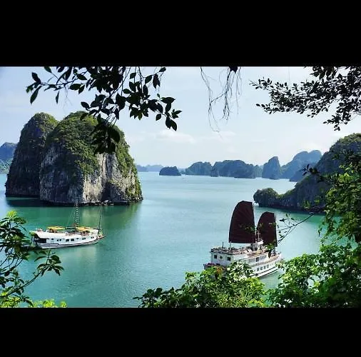Sunshine Tuan Chau Hotel Ha Long